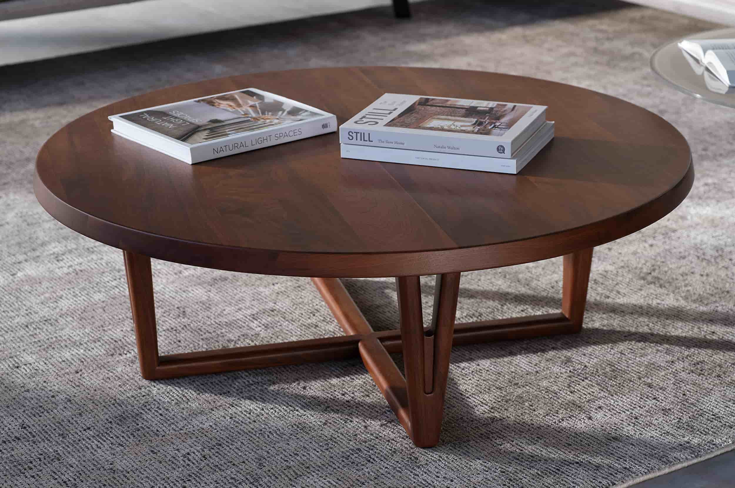 Coffee outlet table